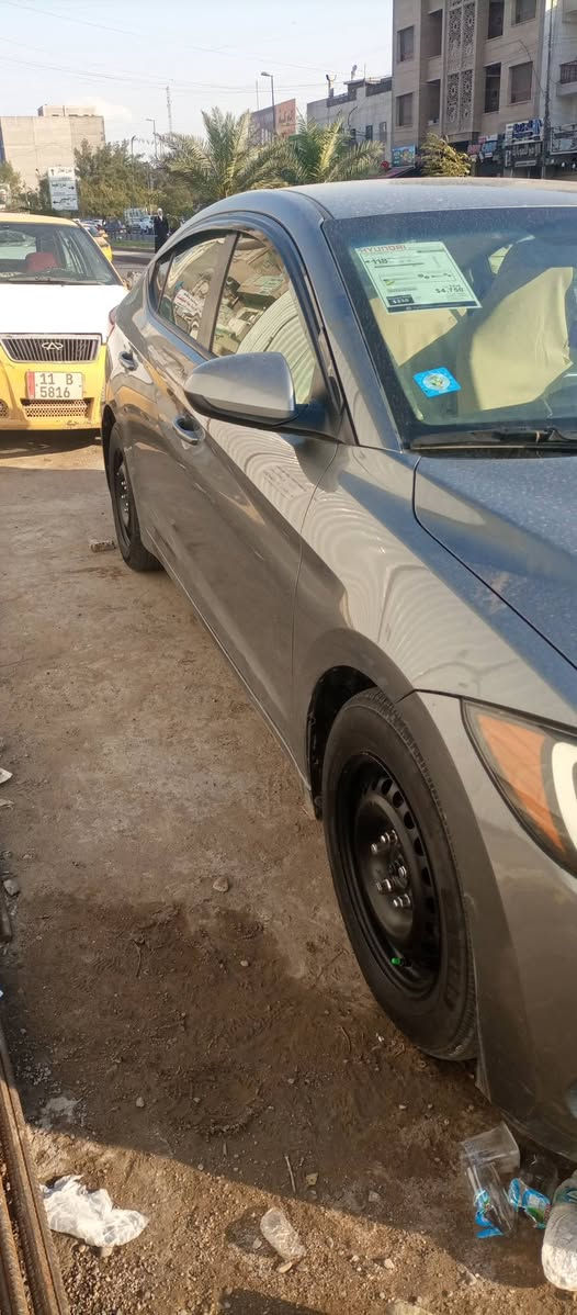 الهم صلي على محمد وآل محمد
السلام عليكم شباب حادث امريكة فقط بنيد نفسة مصلح ومصبوغ
الأسم / النتره 
موديل / 2018
لون/ رصاصي
رقم العجله / 11بغداد
مكينه/ 1800 دوش
كير / اوتوماتيك +عادي
1/ شاشه تاب
2/ تحكم استيرن
3/ كامره خلفيه دواره
4 / منظومة زنون
5 / نظام ايكواقتصادي
6 / سنترلوك ريمونت
7 / نص فول
8 / تخم تاير
هزه جديده فحص جديد 
سنويه جديده 
بسمي شرط التحويل ثاني يوم 
سياره احله من صور بعد شرط

الاستفسار ***********
مكان بغداد شارع فلسطين

