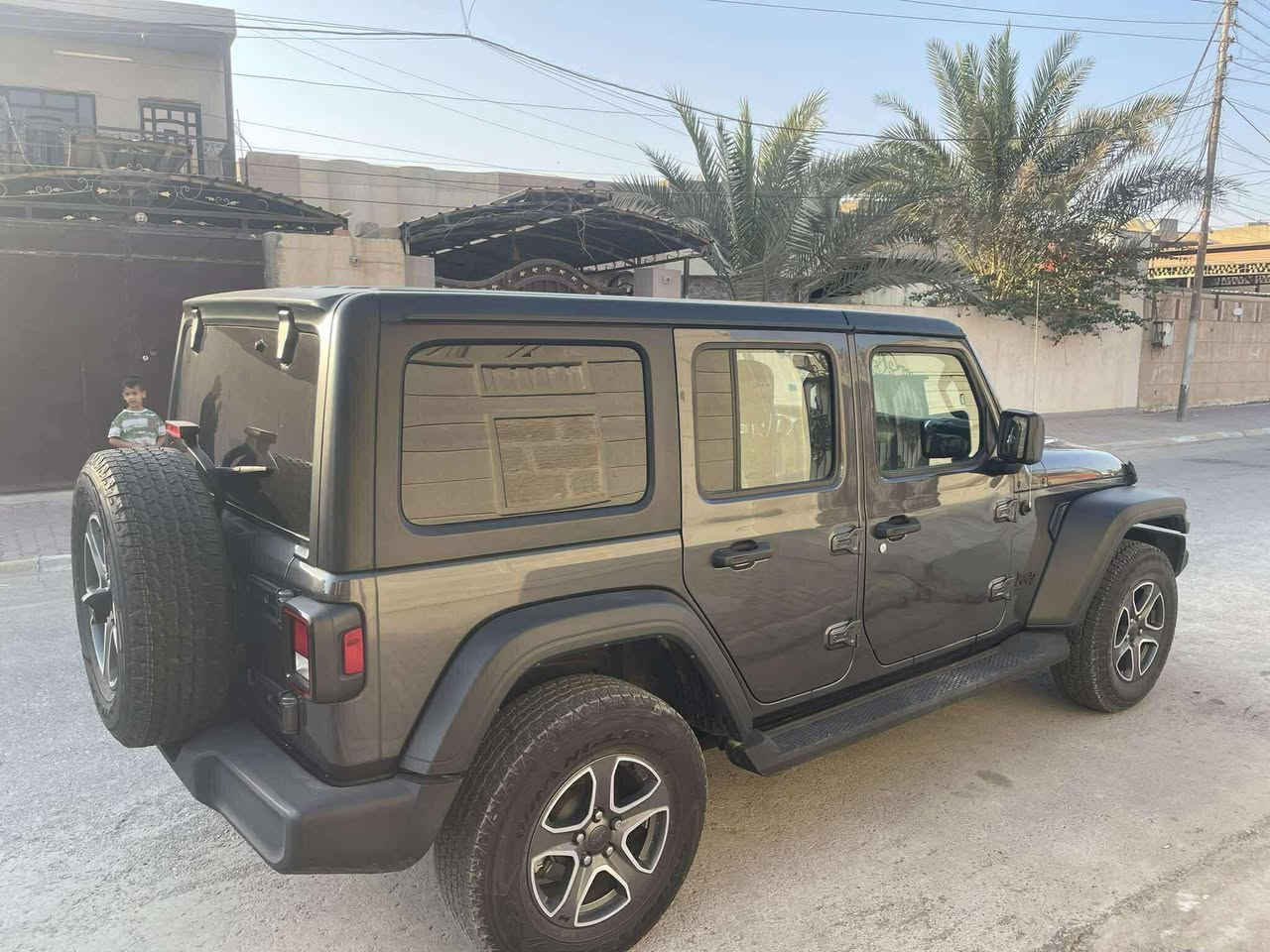 جيب رانگلر ٢٠٢٣
مواصفات سبورت
وارد كندي كلين تايتل
مكفولة افحص سونار ورقم شاصي 
رقم اربيل بأسمي
عداد المسافة ٣٠ الف كيلو متر
السعر 32000$
التواصل واتسب ***********

المكان تكريت 📍
