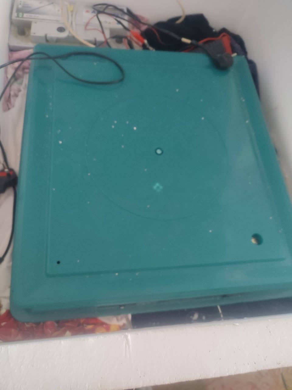 فقاسه جديده استخدام مره واحده فقط
فقاسمه ماخذه 150 تتحمل 130 بيضه

وياه باتري 80 امبير ماخذه 75

وياه شاحنه باتري 25

وياه فلينه شغل حتى تحافض على الحراره ميه بالميه اثناء استخدام الباتري مسويه شغل خمسه سنتيم ضغط 20 ب35 الف 

وياه مقاياسين حراره ورطوبه المكان النجف الشراي يتفضل خاص تاخذه كبل تحط بيه بيض ***********

ابيع كلهن سوه
