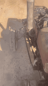 السلام عليكم عنتر للبيع
كير شرط محرك يبخر 
باور شغال + جهاز رفع شرط 
دبل راديتر 
بي ارقام وسنويه واسوي وكاله خاصه للمشتري 
السعر ( مليونين ) وبي مجال قليل 
للتصال 
***********
