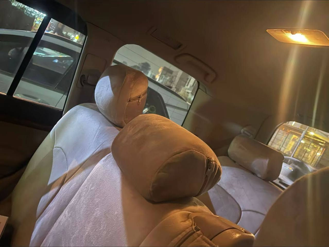 السلام عليكم لاندكروزر للبيع موديل 2013 باسمي مكاني بغداد لبنوك للبيع او مراوس بتاهو مكفوله كفاله عامه ومنضومه غاز كشنات جلد كوله جديد ***********
