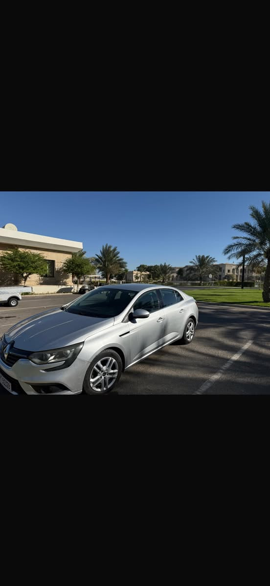 للبيع رينو ميكان 
موديل  2019 
سياره حره مداور ثاني يوم 
رقم بغداد 
لونها سلفر 
 

السياره مامتعوبه ابد ونضيفه كلش 
بلكات جدد يم شركة (بلادي )
حدادية بلاد مامبدله ونضيفه مامتعوبه 

شاشة اعطال 
شاشة ترحيب عد التشغيل والاطفاء
 تدفئة زجاج 
حساس كشنات 
حساس ضغط الاطاراة 
لد خلفي امامي ليزر 
كشاف ضباب 
مقابض اباوب داخل نيكل
مطعم الداخل بكاربون فايبر  
زجاج اوتو ٤ ابواب 
لايت عدسة عالي ناصي 
مانع انزلاق ذاتي 
جنطه بصمة+رمونت 

السعر :110

الاستفسار :***********
