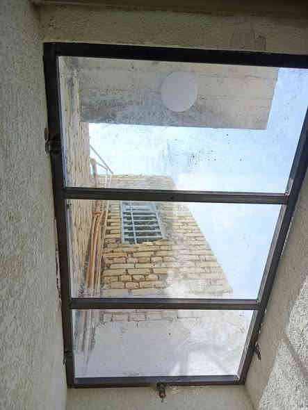 بسم الله الرحمن الرحيم
السلام عليكم حداد متجول 
باب شباك  سندويج بنل 
تقفيل اصطوح حسب اطلب محجرات درج حديد خارجي سقايف تصليح بيبان نرمايد وكل ما يخص الحداده  راسلونا خاص اواتصل ع رقم 
***********
