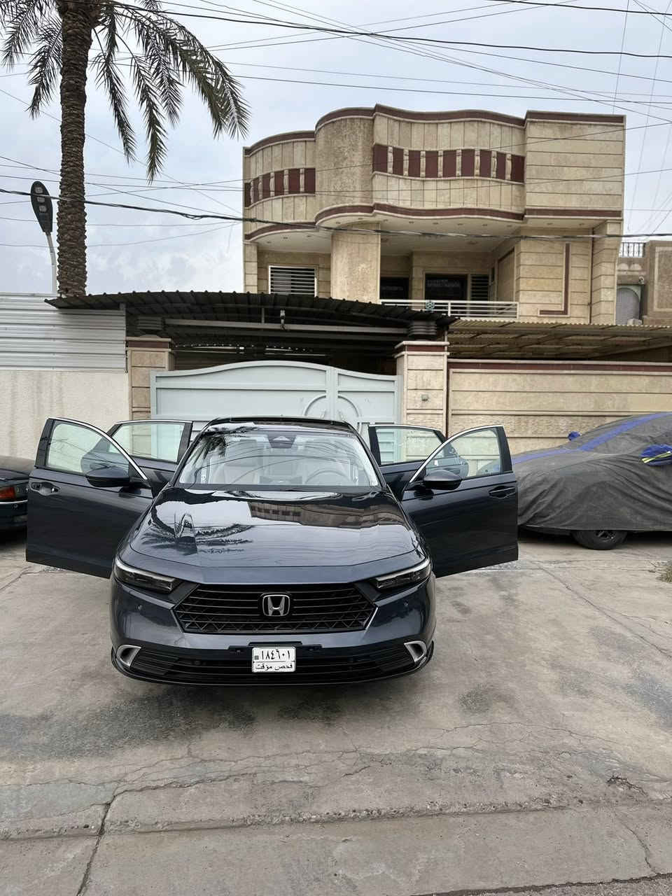 السلام عليكم
هوندا اكورد2024 تورنك

 اعلى فئه

السيارة ماشية11/م/

• مكينة 2000 هايبرد تنفس طبيعي

المواصفات ✨

•تشغيل عن بعد تقفل الجام والسلايت وايضا تفتح عن طريق بصمة اليد

• شفتات ستيرن 

• شاشة كبيرة

•كشنات جلد

•فتحة سقف 

• كاميرا خلفية    

• رادارات 

حساسات 360 درجة

• مانع تصادم

• محدد مسار 

• تصحيح مسار

•بصمه تشغيل ابواب 

• مثبت سرعة

• مانع انزلاق

• دخول ذكي 

• إنارة ترحيبية

• هندبريك كهرباء 

• حساسات مطر 

• أوامر صوتية

• 4 أنظمة قيادة

تشغيل عن بعد 

كشن كهرباء 

شفتات ستيرن 

تبريد قطعتين 

خزن ميموري 

كشنات اثنين كهرباء 

  🔰الحادث 🔰

وضح بل منشور بدون شواصي ولغد 

موقع 📍

بغداد حي العامل 

سياره مرقمه بغداد بسمي 

للاستفسار الاتصال

***********
