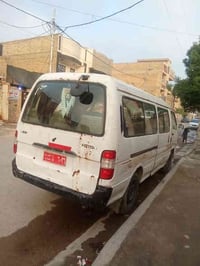 فتون 2009  تايرات نص عمر رقم احمر بغداد راعيها موجود السياره خير من ال...