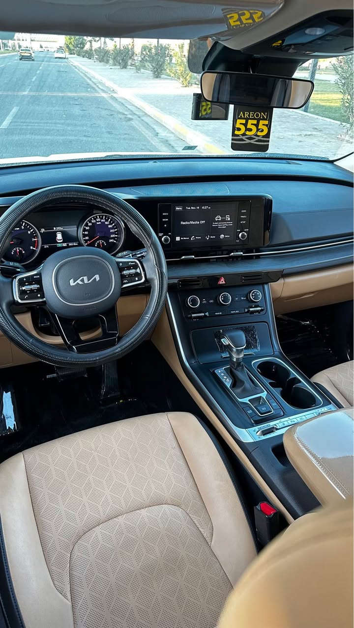 كيا كرنفال 2023 فول داخل جملي
V6 ستة سلندر 
رقم بغداد 
ماشية 22 الف كيلو فقط
السيارة مكفولة من الصبغ والبارد والشخط 

1.بصمة أبواب
2. شاشة
3. تحديد مسار
4.كشنات جلد
5.بصمة
 6. بردات خلفية بلادية
7 .لد نهاري
 8. حساسات لايتات
9. بيبان كهرباء 
10. رادارات 360
11. كشافات
12. لايتات لد 
13. مانع تصادم
14. ثلاث قطع تبريد
15. هند بريك بصمه
16. ⁠7 راكب
17. مراقبة نعاس السايق
18. وضعيات قياده سبورت إيكو نورمال
19.مثبت سرعه
20. تحكم ستيرن 
وبعد بيهه مواصفات
🚨السعر 287
🚨مكانها الفلوجة
🚨  ‭*********** بغداد, العراق
