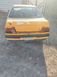 بيجو 405مديل12سنويه ال28 لوحات انكليزي ستوني ستلمتهن السياره بيه باتري...