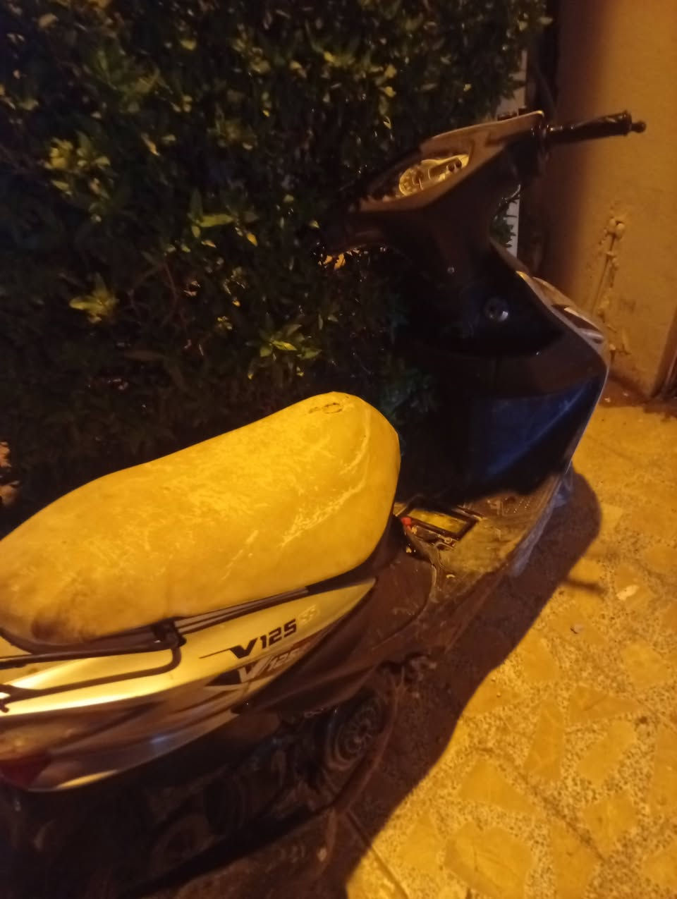 سلام عليكم دراجه سكنس لبيع شغاله مانقصهه شي سعرهه 250
***********0بي وتساب           ***********
