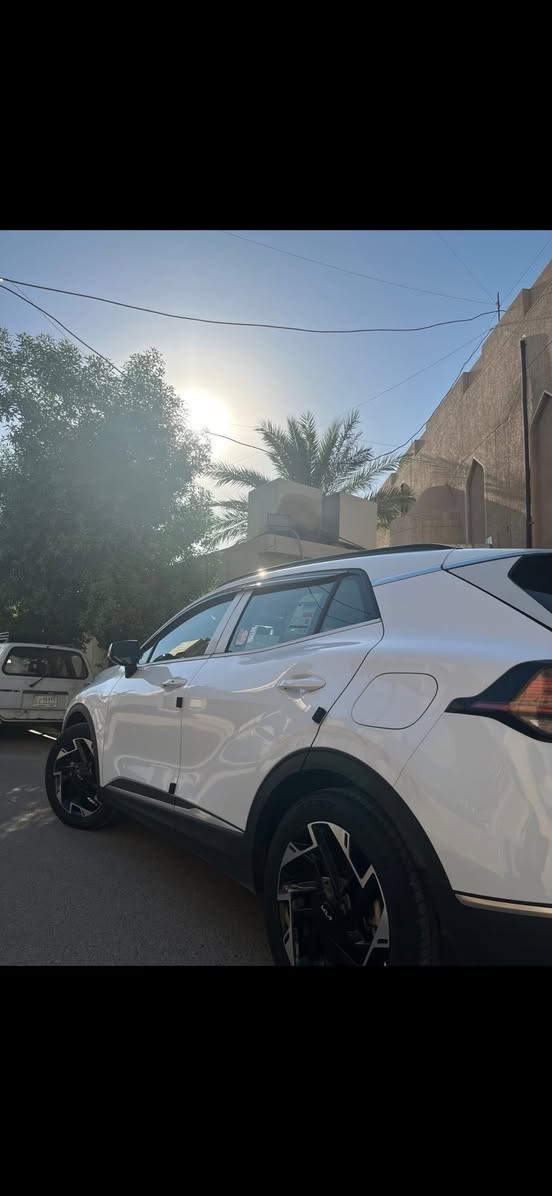 كيا اسبورتج2023
فول موصفات
بدون كشن تبريد
عداد المسافة 12000 الف كيلو متر
سيارة بوضع الوكالة
زيرو السيارة 
بسلفونات الشركة 
مكفولة كفالة عامة من كلشي
موصفات السيارة معروفة 
بانروراما 
كشن كهرب 
شاحن مبايل
تبريد مركزي
مكيف كلفي
مناخ منفصل
تشغيل عن بعد
صندوق كهرب 
وباقي الموصفات المعروفة 
الاستفسار خاص 
او الاتصال على الرقم ***********
مكان السيارة موصل
