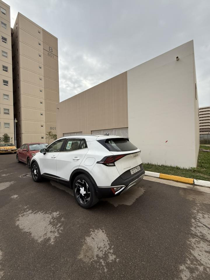 السلام عليكم  
سبورتج ٢٠٢٣ 

خليجي. مكينة دوش. 2000

سيارة. كفالة  من بارد الصبغ 

ماشية 5000. الف 
سيارة بسمي. 

الدولية. تجي مرايات شفط شفتات استرين  ويل جبير 
داخل حمصي 

مكان السيارة بغداد جديدة. 

السعر  204 قفل  
***********
