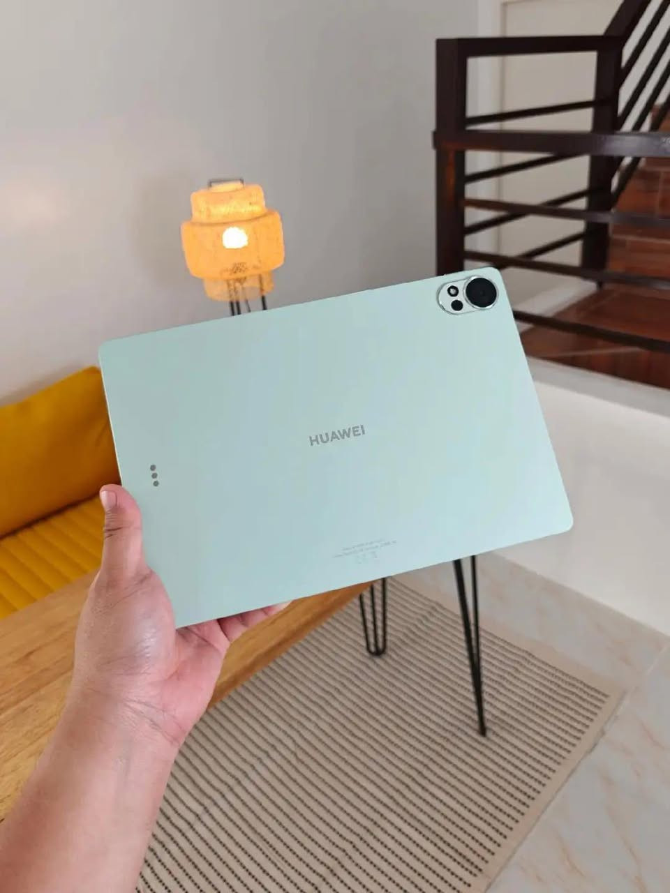 السلام عليكم 
هواوي بات 12x بات جديد صار شهرين من نزل بطاريه 
١٠٠جديد صارله عدي عشرين يوم يجي وياه كيبورد وماوس 
سعره ٧٠٠الف  العنوان بغداد التاجيات 
رقم الهاتف ***********
