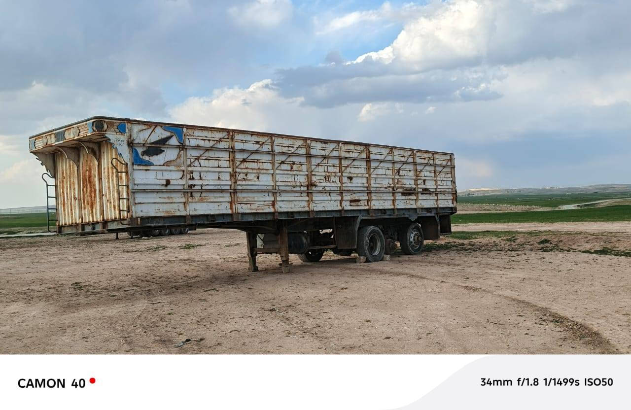 للبيع عربانه ثلث دناكير بدون ويل وتاير طولها 12 وربع ارتفاعها 180 السعر 60 للستفسار ‏‏‪0750 551 3708‬‏
