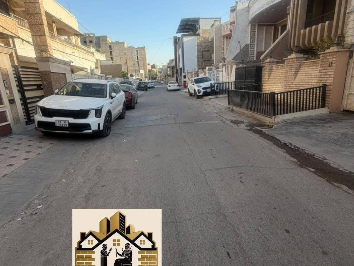 💢مجموعة عروض عقارية للبيع في الجادرية والكرادة والعرصات💢
💢عرض رقم (1)💢
▪️ارض ركن للبيع 
▪️ المساحة : 302  ركن 
▪️الواجهة : 20  متر ▪️النزال :15 متر
▪️العنوان : الكرادة خارج شارع مطابخ انقرة مقابل الجلود   
———————————————————————————
  💢عرض رقم (2)💢
▪️ ارض RM تصنيف تجاري للبيع 
▪️ المساحة : 548 ▪️الواجهة : 17،70 متر   
▪️العنوان : العرصات الشارع المقابل شركة BMW 
▪️سند مستقل  
———————————————————————————
💢عرض رقم (3)💢
▪️ارض ركن للبيع
▪️ المساحة : 400 ▪️ الواجهة: 20 متر  
▪️العنوان : زيونة   محلة 716 مجاور مطعم تنورين 
▪️سند مستقل 
———————————————————————————
💢عرض رقم (4)💢
▪️ ارض ركن للبيع 
▪️ المساحة : 800 متر  ▪️ الواجهة :  38 متر 
▪️العنوان : الجادرية من جهة ابو نؤاس قرب البنك المركزي  
▪️سند مستقل 
———————————————————————————
💢عرض رقم (5)💢
▪️ارض RM تصنيف تجاري   للبيع 
▪️ المساحة : 359 متر   ▪️ الواجهة : 10 متر   
▪️العنوان : الكرادة خارج - مربع مندرين - شارع افران الزيتون 
▪️سند مستقل
———————————————————————————
💢عرض رقم (6)💢
▪️ارض للبيع  
▪️ المساحة : 223 متر   ▪️الواجهة : 8 متر  ▪️النزال : 28 متر   
▪️العنوان : الكرادة - 42 - شارع مطعم بتهوفن   
———————————————————————————
💢عرض رقم (7)💢
▪️ ارض RM تصنيف تجاري للبيع 
▪️ المساحة : 400 متر    ▪️ الواجهة :  16 متر   
▪️العنوان : الكرادة - شارع الاقامة  
▪️سند مستقل  
———————————————————————————
💢عرض رقم (8)💢
▪️دار قديم صالح للسكن  للبيع
▪️ المساحة : 205  متر ▪️الواجهة : 8،25 
▪️العنوان : الكرادة خارج  - شارع جامعة اصول الدين  
▪️سند مستقل  
———————————————————————————
💢عرض رقم (9)💢
▪️عمارة حديثة للبيع 
▪️ المساحة : 300 متر  ▪️الواجهة : 10،80 
▪️17  شقة - 7 طوابق تحتوي على بارك سيارات 
▪️ الوارد الحقيقي : 240 مليون سنوياً 
▪️العنوان : الكرادة خارج - مربع مندرين
▪️ سند مستقل 
———————————————————————————
💢عرض رقم (10)💢
▪️دار كلاسك للبيع 
▪️ المساحة : 468 متر   ▪️ الواجهة : 12 متر  ويفتح 15 متر 
▪️العنوان : الجادرية  - مربع عاتكة -   شارع ازكدينيا 
▪️سند مستقل 
———————————————————————————
💢عرض رقم (11)💢
▪️ارض للبيع 
▪️ المساحة : 357 متر  ▪️الواجهة : 11،20 متر  
▪️العنوان : الكرادة حي الرياض - شارع باريس  
———————————————————————————
💢عرض رقم (12)💢
▪️عمارة ركن للبيع
▪️ المساحة : 250 متر     
▪️العنوان : الكرادة داخل - الشارع التجاري 
▪️المحتويات :8 شقق  + 3 محلات كبار ▪️الوارد : 13 مليون 
———————————————————————————
💢عرض رقم (13)💢
▪️عقار تجاري للبيع
▪️ المساحة : 924 متر    ▪️ الواجهة : 21،60  متر   
▪️العنوان : العرصات - امتداد شارع العطار 
▪️عرض الشارع : 20 متر 
▪️سند مستقل 
———————————————————————————
💢عرض رقم (14)💢
▪️دار نظام ڤيلا زيرو قيد الانشاء  للبيع  
▪️ المساحة : 276 متر    ▪️ الواجهة : 7 متر     
▪️العنوان : بارك السعدون - شارع مستشفى التاج 
▪️بناء شركة جوان 
▪️ درجة ممتازة باعلى المواصفات 
———————————————————————————
💢عرض رقم (15)💢
▪️دار نظام ڤيلا زيرو قيد الانشاء  للبيع  
▪️ المساحة : 308 متر     ▪️ الواجهة :  8 متر      
▪️العنوان : بارك السعدون - شارع مستشفى التاج 
▪️بناء شركة جوان 
▪️ درجة ممتازة  باعلى المواصفات 
———————————————————————————
💢عرض رقم (16)💢
▪️  دار قديم  للبيع 
▪️ المساحة : 150 متر   ▪️  الواجهة : 5 متر 
▪️العنوان : الجادرية - مربع عاتكة  ثاني عقار عن شارع السايدين  
———————————————————————————
💢عرض رقم (17)💢
▪️ ڤيلا  مؤثثة 2023  للبيع 
▪️ المساحة : 235 متر   ▪️ الواجهة : 9،40 متر  
▪️سند مستقل  
▪️العنوان : الجادرية - المربع الرئاسي 
———————————————————————————
💢عرض رقم (18)💢
▪️ دار قديم يعتبر ارض للبيع 
▪️ المساحة : 258 متر    ▪️ الواجهة : 7،5 متر    
▪️العنوان : الجادرية المربع الرئاسي - شارع الخاصكي  
———————————————————————————
💢عرض رقم (19)💢
▪️دار للبيع 
▪️ المساحة : 300 متر   ▪️ الواجهة : 11  متر   
▪️العنوان : الكرادة خارج - مربع مندرين 
▪️سند مستقل 
———————————————————————————
💢عرض رقم (20)💢
▪️قطعة للبيع 
▪️ المساحة : 386 متر   ▪️ الواجهة : 13،40 متر     
▪️العنوان : الكرادة - ابو اقلام شارع اسواق الزاوية    
▪️موقع سكني شارع عريض 
———————————————————————————
💢عرض رقم (21)💢
▪️عمارة للبيع
▪️ المساحة : 412 متر   ▪️ الواجهة : 12 متر   
▪️العنوان : بارك السعدون - شارع شندل 
▪️الوارد : 6 ملايين 
▪️9 شقق - طابقين 
———————————————————————————
💢عرض رقم (22)💢
▪️دار للبيع  - الكرادة - بارك السعدون
▪️ المساحة : 534 متر    ▪️ الواجهة : 16 متر   
▪️العنوان : بارك السعدون - شارع المختار  
▪️سند مستقل 
———————————————————————————
💢عرض رقم (23)💢
▪️ مجمع ركن عبارة عن 8 وحدات سكنية  
▪️ المساحة : 358،5 متر  ركن   
▪️العنوان : الكرادة ابو نؤاس شارع مصرف الطيف
▪️الوارد الشهري  : 85 ورقة  
———————————————————————————
💢عرض رقم (24)💢
▪️عمارة سكنية فاخرة للبيع 
▪️ المساحة : 260 متر    ▪️ الوارد : البنايه  زيرو فارغة 
▪️العنوان : الكرادة - ابو نؤاس - شارع علوة المصطفى  
▪️11 شقة موثثة سبالت + مطابخ 
▪️مصعد شغال 
▪️ممكن بيعها على شكل شقق تمليك 
———————————————————————————
💢عرض رقم (25)💢
▪️قطعة ارض للبيع 
▪️ المساحة : 340 متر   ▪️ الواجهة : 13 متر  
▪️العنوان : الكرادة شارع 52 قرب جامعة اوروك ثالث عقار عن الشارع التجاري 
———————————————————————————
💢عرض رقم (26)💢
▪️قطعة ارض للبيع في الكرادة 
▪️ المساحة : 288 متر    ▪️ الواجهة : 8 متر 
▪️العنوان : ساحة التحريات - ثاني شارع بعد المنافذ الحدودية
▪️سند مستقل  
———————————————————————————
💢عرض رقم (27)💢
▪️قطعة ارض للبيع 
▪️ المساحة : 362 متر    ▪️ الواجهة من الامام : 12،40 متر   ومن الخلف : 8 متر 
▪️العنوان : الكرادة شارع رضا علوان  
———————————————————————————
💢عرض رقم (28)💢
▪️قطعة ارض للبيع 
▪️ المساحة : 602 متر     ▪️ الواجهة : 14،20 متر    
▪️العنوان : الجادرية  خلف فندق كورال 
▪️سند مستقل  
———————————————————————————
💢عرض رقم (29)💢
▪️دار حديث زيرو  4 طوابق  للبيع 
▪️ المساحة : 154  متر     ▪️الواجهة : 7 متر 
▪️العنوان : الجادرية - مقابل جامعة بغداد من جهة الجامعة 
▪️بناء 2025 
▪️التسليم خلال شهرين 
———————————————————————————
💢عرض رقم (30)💢
▪️قطعة ارض للبيع 
▪️ المساحة : 345 متر    ▪️ الواجهة : 11،5  متر    
▪️العنوان : الكرادة ساحة الواثق  - شارع شركة ميتسوبيشي 
———————————————————————————
💢عرض رقم (31)💢
▪️ دار للبيع 
▪️ المساحة : 650 متر     ▪️ الواجهة : 20  متر    
▪️العنوان : الجادرية - مربع عاتكه - شارع ازكدينيا 
▪️7 غرف نوم 
▪️سند مستقل 
———————————————————————————

☎️للاستفسار الاتصال على الارقام 

 ***********

 ***********

 

🔸او مراجعة مقر الشركة الكائن في الكرادة شارع العطار 🔸

💢وكالة عصر حمورابي العقارية 💢

✨🌏اختيارك الامثل في عالم العقار 🌏✨

▪️الشركة مجازة رسمياً
-———————————————————————————
🔺بيع وشراء وايجار جميع انواع العقارات السكنية والتجارية🔺
-———————————————————————————
🔻تعقيب جميع انواع المعاملات بمهنية عالية🔻
-———————————————————————————
🔺ادارة جميع انواع الاملاك 🔺
———————————————————————————-
🔻نستقبل جميع انواع العروض 🔻
———————————————————————————-

