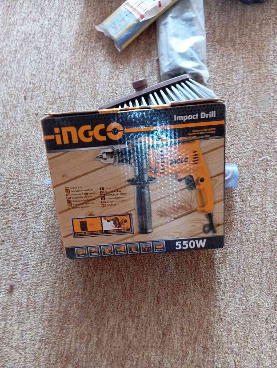 السلام عليكم ورحمه الله عندي ارفوف وعوارض واغراض انشائه الاغراض النوعيه الجيده والاصلي  تواصل على الرقم ***********
