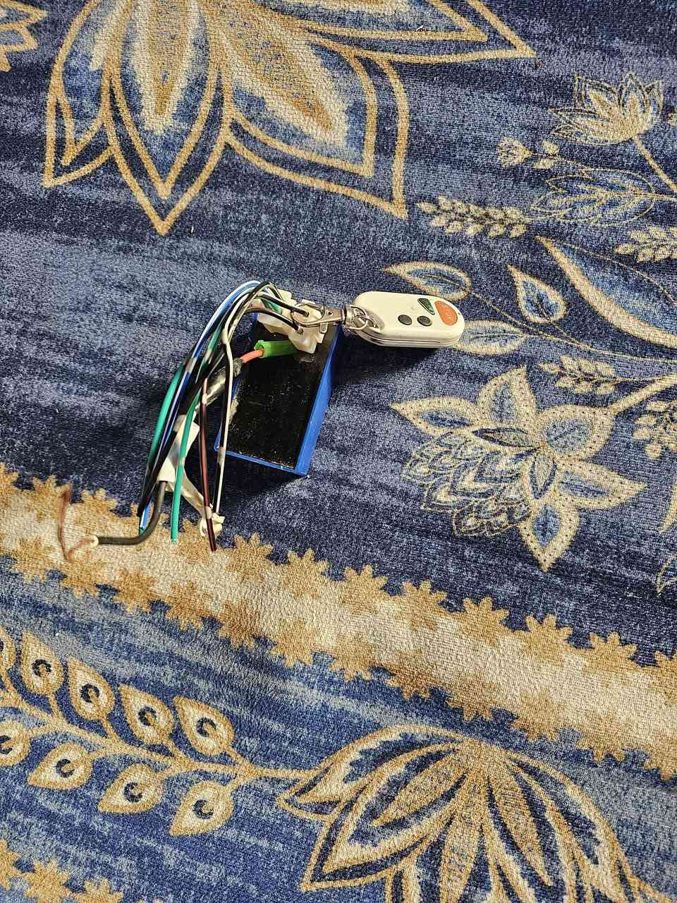 سلام عليكم عقل رياضي للبيع فصله +سرعه  تحكم ريموند من متجر حسن بطه اني ماخذه ب25 ويه توصيل 30 رايده ب20 الف شغال وربط عليه اني اربطه


**إذا كنت صاحب هذا الإعلان وتريد حذفه لأي سبب، رجاءا أرسل رسالة إلى الدعم الفني**