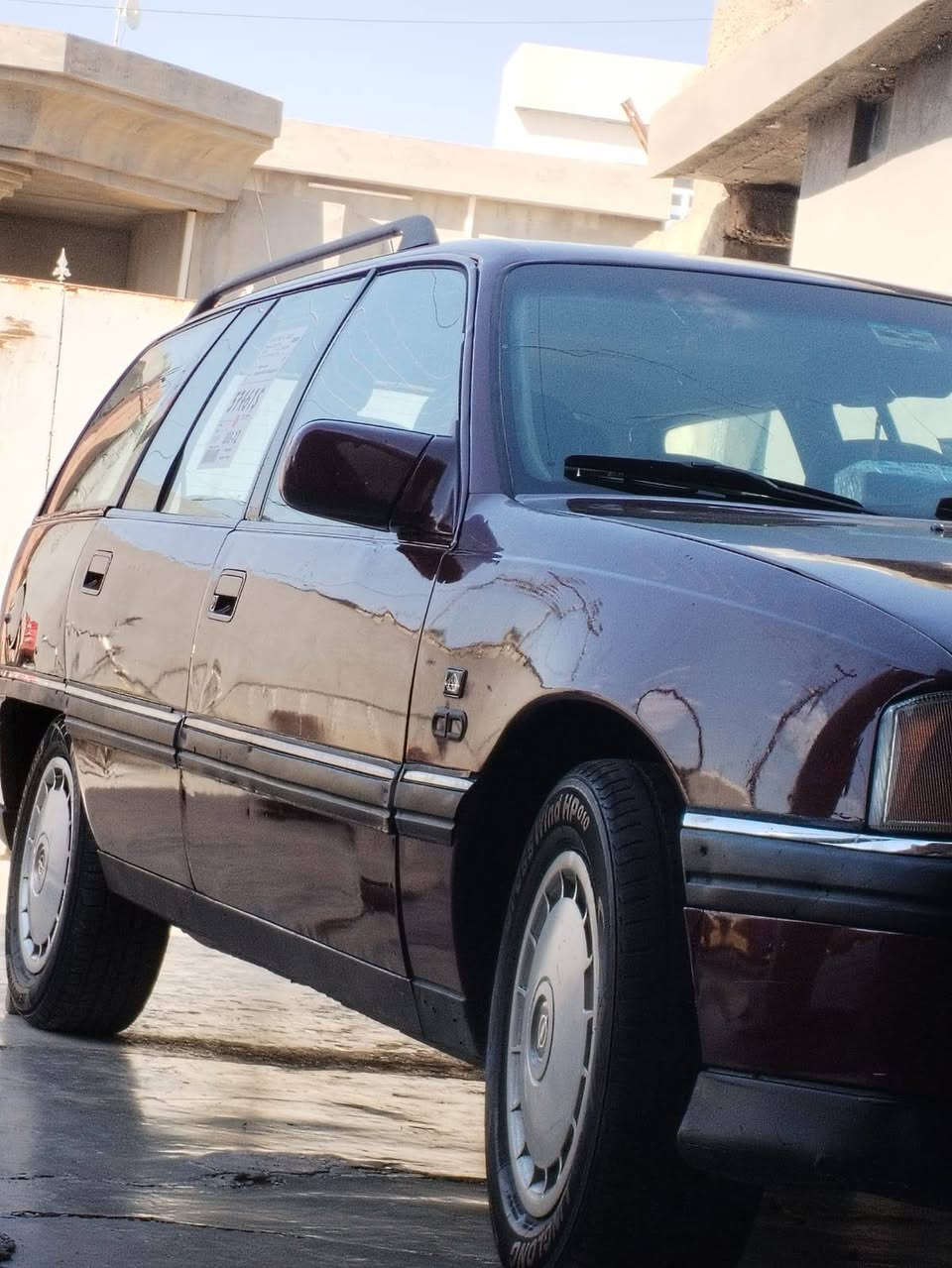 سلام عليكم سياره لبيع وترهم مراوس  بسياره عاليه موديل قديم وترهم بيع سعر السياره 33 السياره كلها معمره كلشي جديد
 بل سياره هاي رقمي خابر ودلل ‏‪0781 572 6771‬‏مكان السياره حويجه
