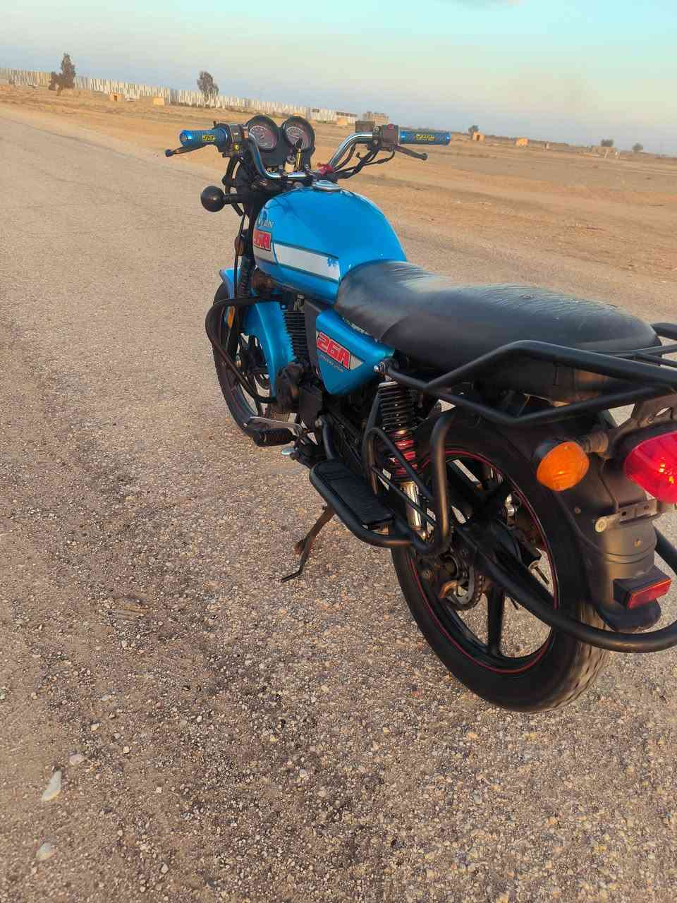 السلام عليكم للبيع دايون نفخ موديل 22دراجه وراق صولي كفاله تروح ترقم يمته ما يعجبك نضافه 95دراجه حلوه وناعمه ومرتبه كلش ما ناقصه شي سعر 1500 مليون وخمس ميه  وبيه مجال قليل،رقم ***********
