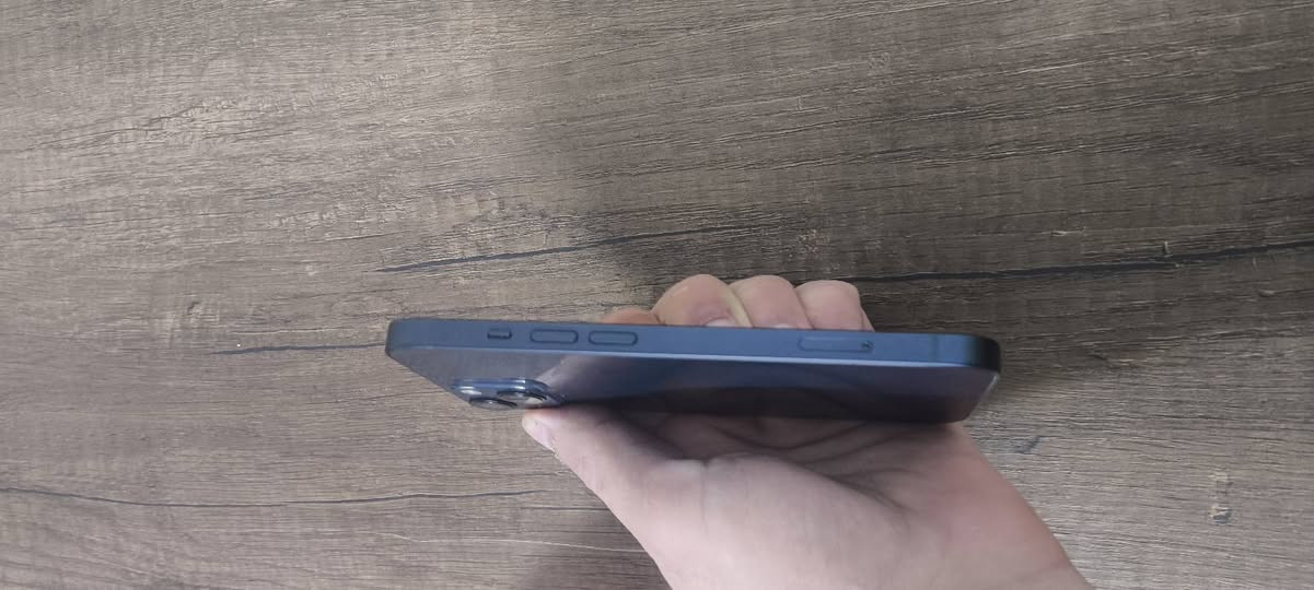 ايفون 13 عادي ماستر نموذج M شرق اوسط بطاريه 100 ضمان ماستر ضمان بعدله 7 اشهر ويخلص ضمان شركه مامفتوح نورمال 460 وبي مجال ***********
