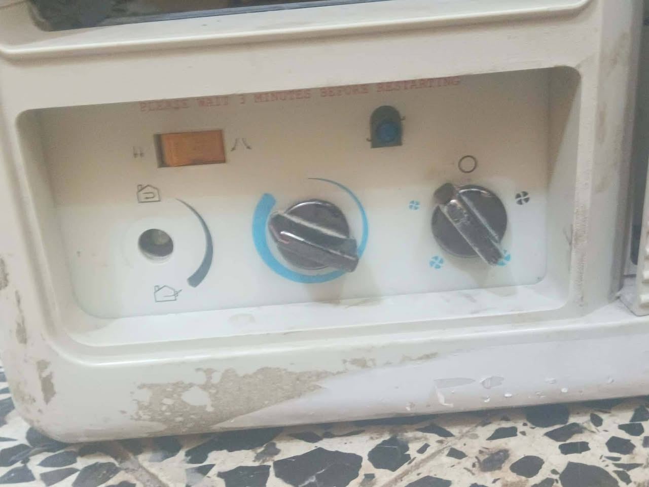 مكيف طنين تبريد ثلج فقط عوزه ريشات توزيع الهواء سعره 300 وبي مجال 3 سرع بطل مو كمريسر شرط فحص ناصريه مركز


**إذا كنت صاحب هذا الإعلان وتريد حذفه لأي سبب، رجاءا أرسل رسالة إلى الدعم الفني**