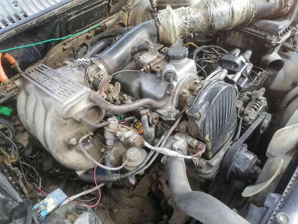 محرك وكير مال كيا سبورتج كامل مع التفرعات كير عادي فور ويل مشروط للبيع السعر ٦٠٠ الف ناصرية اني ***********
