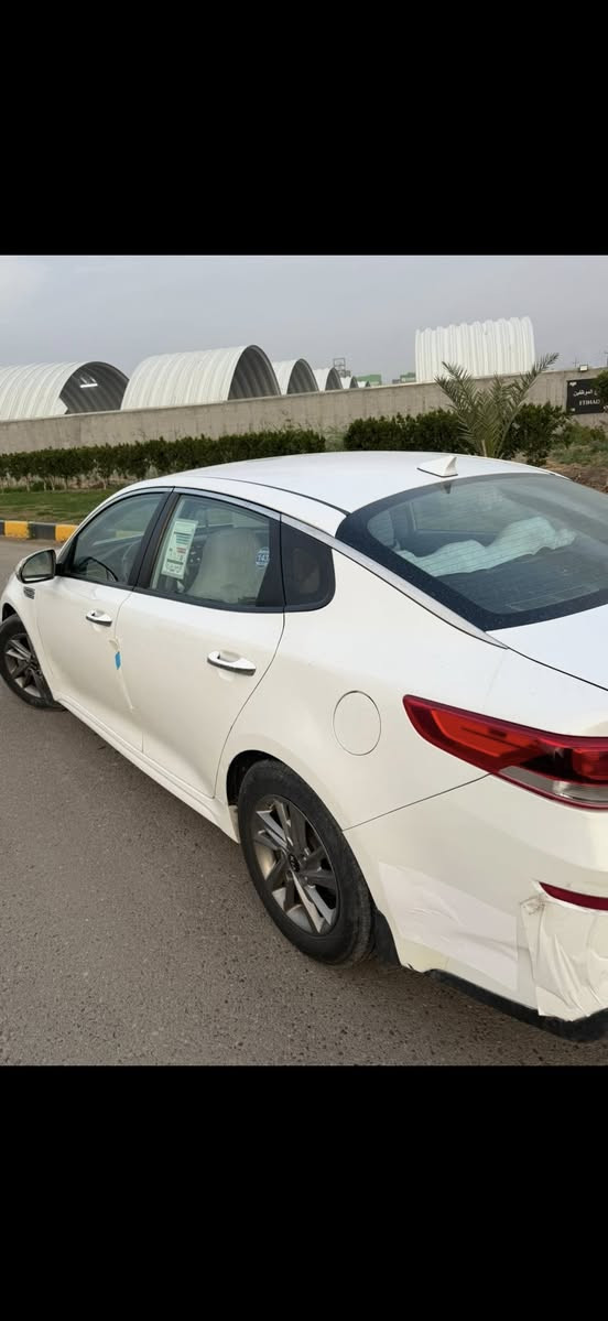 السلام عليكم
اوبتمه امريكي للبيع موديل 2019
السياره جاهزه من كلشي تخم تاير جديد كهربائت شغاله تبريد شغال 
رقم دولي هزه ماصاقطه 
تريد تحويل تريد وكاله 
الساره بيه قطعتين  صبغ 
مكان السياره بابل الهاشميه 
سعر 130 وبيه مجال 
***********
