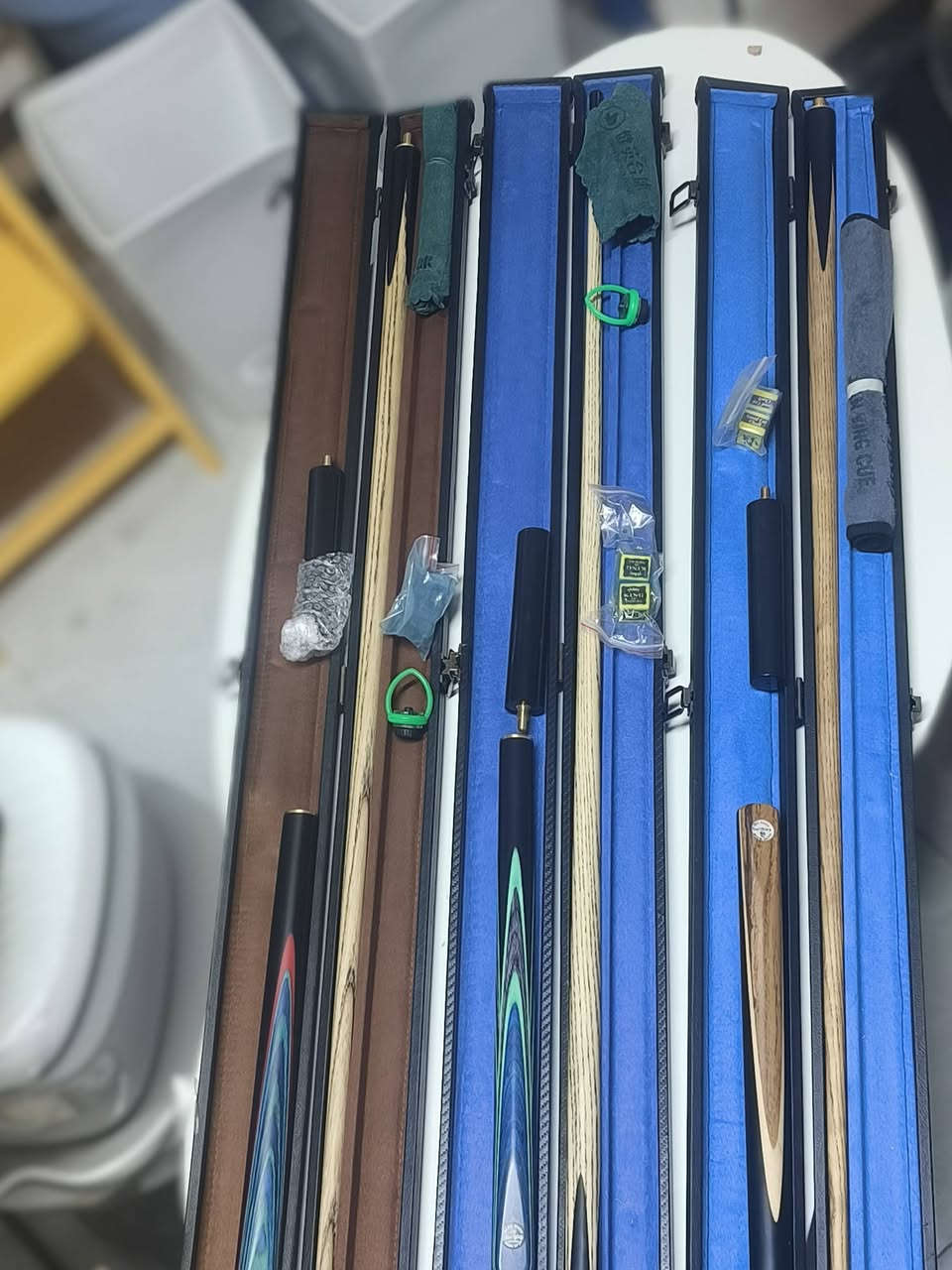 متوفر 3 قطع سنوكر اصلي مختم مع ملحقاته


**إذا كنت صاحب هذا الإعلان وتريد حذفه لأي سبب، رجاءا أرسل رسالة إلى الدعم الفني**