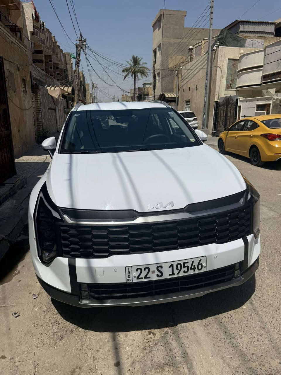السلام عليكم 
سبورتج 2026
ماشيه 13400 مكفوله
بصمه 
لايت وبكلايت LED
هاندبريك كهربائي
حساسات امامي خلفي
مواصفاتها معروفه 
السياره بأسم شركة الق تاج البنوك 
السعر 228 وبيه مجال 
واتس اب ***********
عنواني بلديات الظباط
