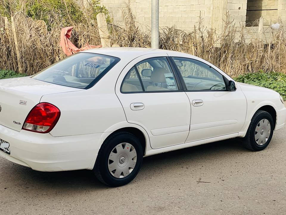 السلام عليكم للبيع سني2010
كفاله عامه من كلشي شرط السونار  سبير شركه منازل ماشيه 112 الف 
رقم السليمانيه دولي (21) ب اسمي 
تخم تاير صدر محرك السياره (جديده)
مكان السيارة صلاح الدين/بلد
للاستفسار ***********
