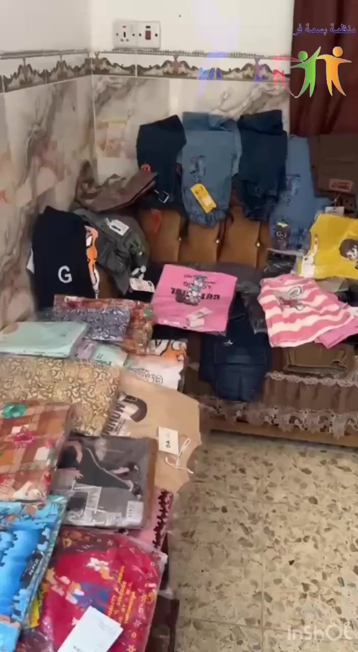 من القلب إلى القلب نزف إليكم أسمى تهاني والتبريكات بحلول عيد الفطر يعود عليكم بالصحه وسلامه وتحقيق الاماني.   
 العيد يجمعنا بعوائلنا وفرحة الأطفال بملابس العيد  وزكاة الفطره من يودنا  يشاركنا  بتهنه


**إذا كنت صاحب هذا الإعلان وتريد حذفه لأي سبب، رجاءا أرسل رسالة إلى الدعم الفني**