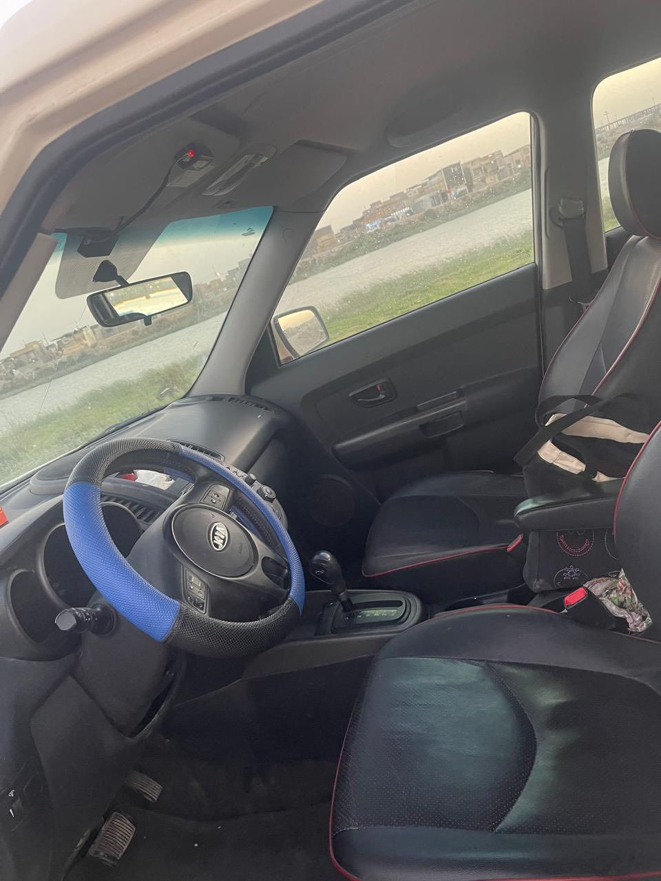 السلام عليكم صول موديل 14كصه جنطه السياره كامله مكمله مكينه كير تبريد حداده تخم تاير السياره ع حبايه ونص 
السعر 50وبيه مجال للشراي
***********
