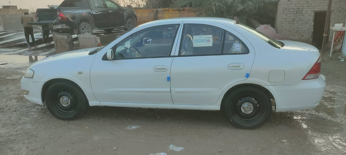 سلام عليكم نيسان صنب ياباني موديل 2013 سياره جديده جدا بيه داير جاملغ خلفي الأيسر رش تجميل شرط بدون ضرر داخلي سياره جاهز مكينه وكير وحداديه تخم تاير كهربائية داخل كله بوضع الشركه رقم قادسيه هاتف ***********
