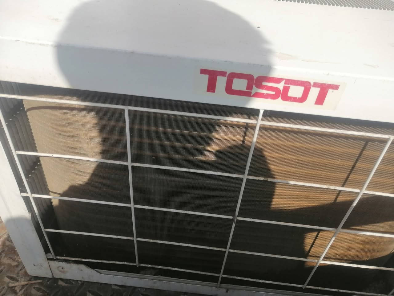 مكيف توسوت الحديث بلادي ما داخل تصليح 2 طن تبريده ثلج علشرط السعر 250 مكاني ديوانية
اتصل ***********
اذا عندك سبلت او مكيف عاطل ارواس مع الفرق
