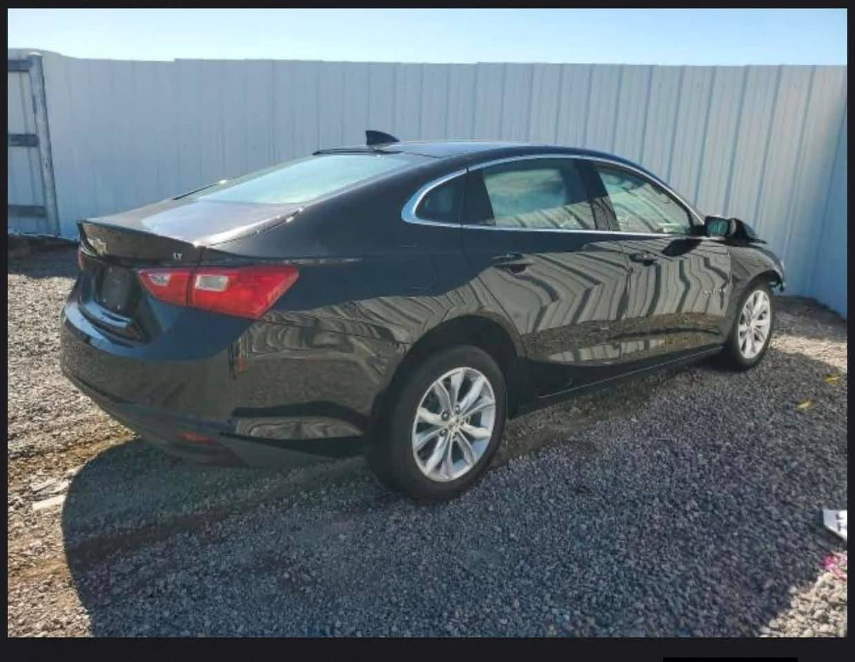 للبيع فقط ماليبو2023 LT  

ماشيه 57000km 

الضرر//  مثل ما موضح بالصور  

 رقم  كربلاء معوقين

المواصفات 
🔴بصمه ابواب + جنطه
🔴 تشغيل عن بعد 
🛑محرك 1500 توربو ✈️
🔴سايد بريك بصمه
🔴مانع انزلاق
🛑لدات اماميه نهاري 🚳
🛑كشنات تدفئه + كهرباء ⚡️ 
🛑تبريد مناخين منفصل SYNC
🛑تبريد قطعتين امامي خلفي 
🛑شاشه كبيره تدعم 📲Android Auto/car play
🛑خرائط Gps📌
🛑كامره خلفيه 📷
🛑كروز مثبت سرعه
🛑شاشة ضبط واعطال بل دشبول
🛑منافذ USP/ 12V /Tip C
🛑مانع انزلاق ⛔️
🛑حساس اطارات
🛑4 دسك/ Abs
تخم تاير جديد  + باتري جديد جي ام + حدادية كلها جديده
السياره جاهزه ونظيفه جداً بيها موافق بسيطه 
السعر135 ورقة وبيها مجال بيع مستعجل

مكاني بغداد اليوسفيه
***********
متوفر اتصال و واتساب
