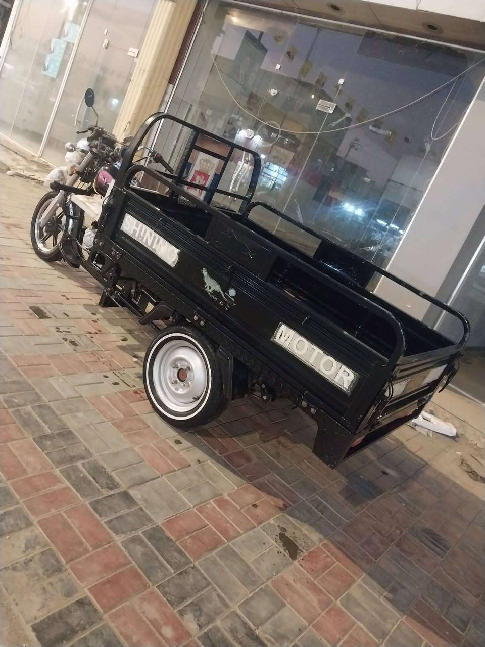 السلام عليكم للبيع ستوته جديده موديل 2023 مال بلال ع فيس مامتواجد اي استفسار ع هذا رقم ***********
