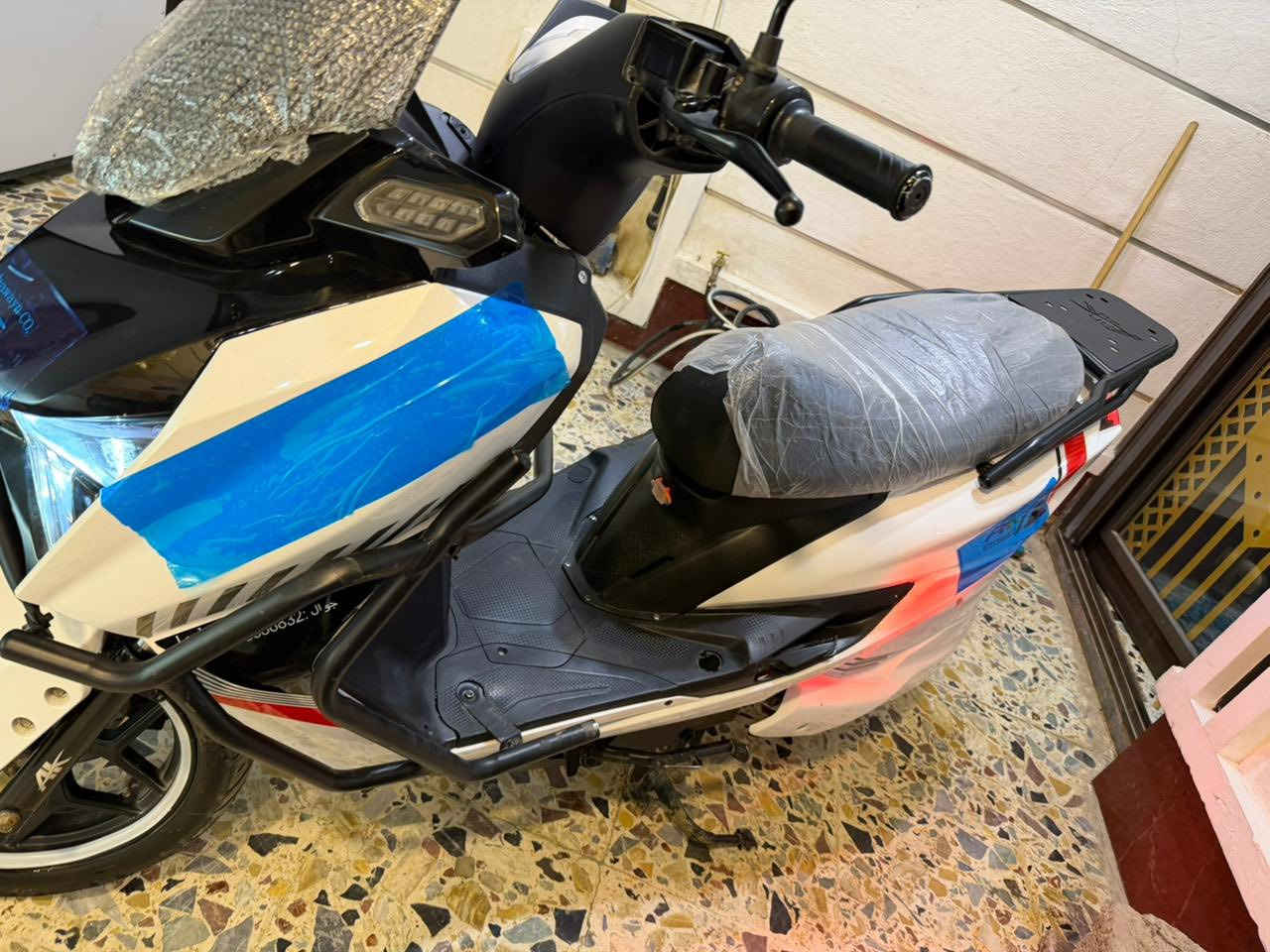 السلام عليكم ماطور شحن نوع اخوين ماطور نضيف حيل مستعمل شهرين فقط ماطور ٦ بطاريات كبار دبل شرط الفحص تفحص يلا تاخذه كامل مكمل نوع اخوين لايت زنون عالي ناصي أشاير دبل إشاره نضام بك رجوع إلى خلف ماطور مانقصه شي وعلى فحص سعره٦٥٠ الف بي مجال عنوان رمادي تأميم قادسيه الاولى

الاتصال عل رقم أو واتساب ***********
