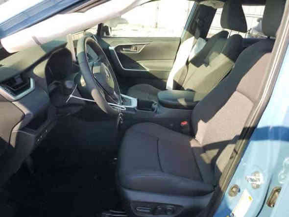 تويوتا راف4
موديل 2023  se هايبرد رقم  بغداد 
عداد المسافة : 36000 ميل
حجم المحرك : 4 سلندر / 2500L
وارد امريكي
المواصفات 
‏‎بصمة ابواب
‏‎بصمة تشغيل
شاشة كبيرة تدعم كار بلي
‏‎شاشة دشبول ديجيتال
‏‎كاميرا خلفية دوارة
هاند بريك بصمة
اوتو هولد : 𝐀𝐔𝐓𝐎 𝐇𝐎𝐋𝐃
اوتو ستوب :  𝐀𝐔𝐓𝐎 𝐒𝐓𝐎𝐏
رادار امامي (تحديد مسار)
‏‎رادار جانبي (نقاط عمياء)
5 أنظمة قيادة 
نظام AWD
نظام ABS
نظام مانع انزلاق
شاشة اعطال ذكية
تحكمات ستيرن فول
مقعد السائق كهربائي
قطعتين تبريد منفصل
اشاير بالمراية 𝐋𝐄𝐃
لايتات ليد عدسة زينون بلادي
بكلايتات 𝐋𝐄𝐃
وبعد بيها مواصفات....
السعر/ 21500
مكان السيارة : بغداد الاسكان 
للاستفسار: ‎***********
