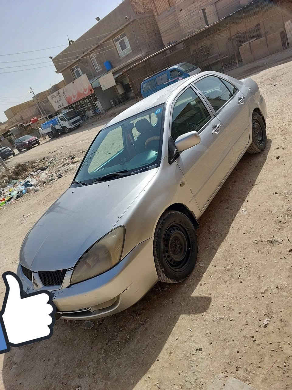السلام عليكم لانسر 2010 رقم قادسيه انكليزي سنويه غير نافذه بأسمي شرط المداور السياره بيها صبغ بنيد موجوده صورته قبل الصبغ جارد فقط بيها ملاحظات بسيطه مبينه بالصور اما مكينه كير تبريد مابيهن اي مشكله السعر ٧٨ مجال بسيط حك الجيه  مكانها بابل للاتصال***********
