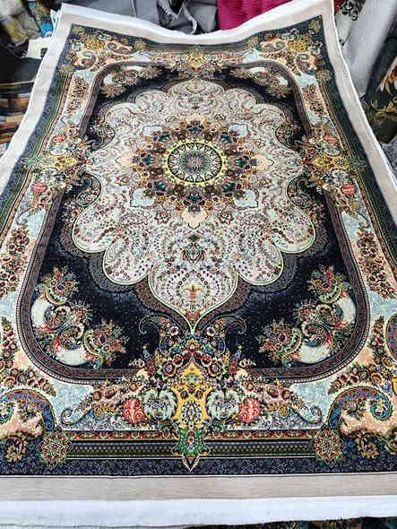 موكيت كلاودي ثقيل درجة اولى راقي خامة حرير 
شرط ثقيل الظهر كابوي
القياس 3 & 2
بالضبط طول ٣  مع الشرشوبه العرض ١٩٠ 
السعر 25 ألف 
العنوان ميسان حي الثورة شارع الماطور للإستفسار الاتصال على الرقم أو مراسلة الصفحة ***********

متوفر توصيل 🚕🚕 عمارة
