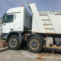 مربوطه ٣ لوحات • باسم سنوية ٢٨ • شاحنات