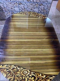 مائدة طعام • نظيفة