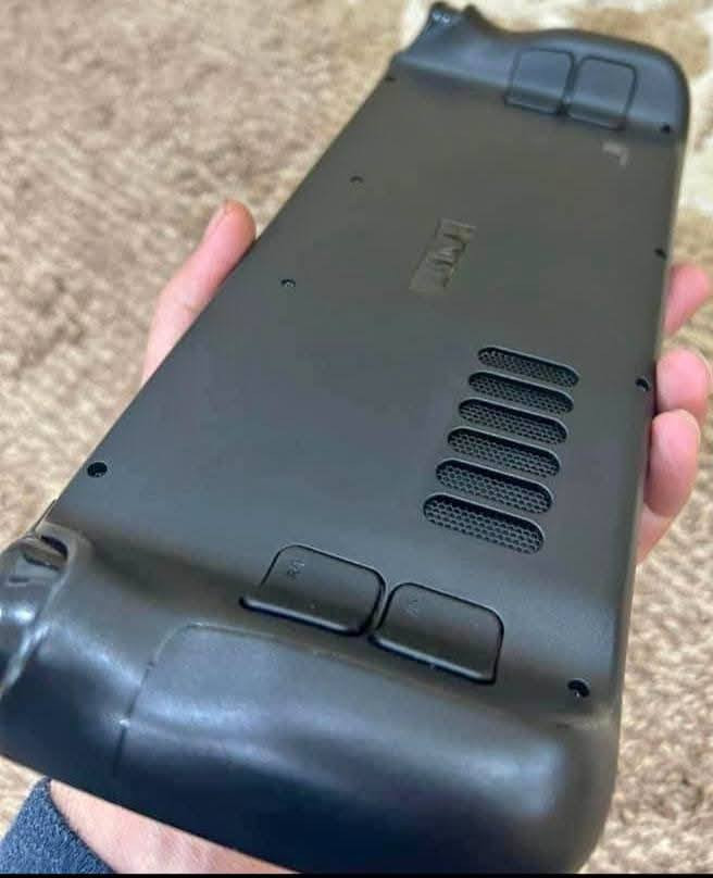 سلام عليكم جهاز ستيم دك نضيف كلش ذاكرة ٥١٢ ويا رام اصلي ٥١٢ وحافضة ودرع وكارتونة وجنطة بطارية ٩٨ نضيف نضام وندوز ١١ وبي العاب بغداد الجهاد ماكو توصيل ***********
