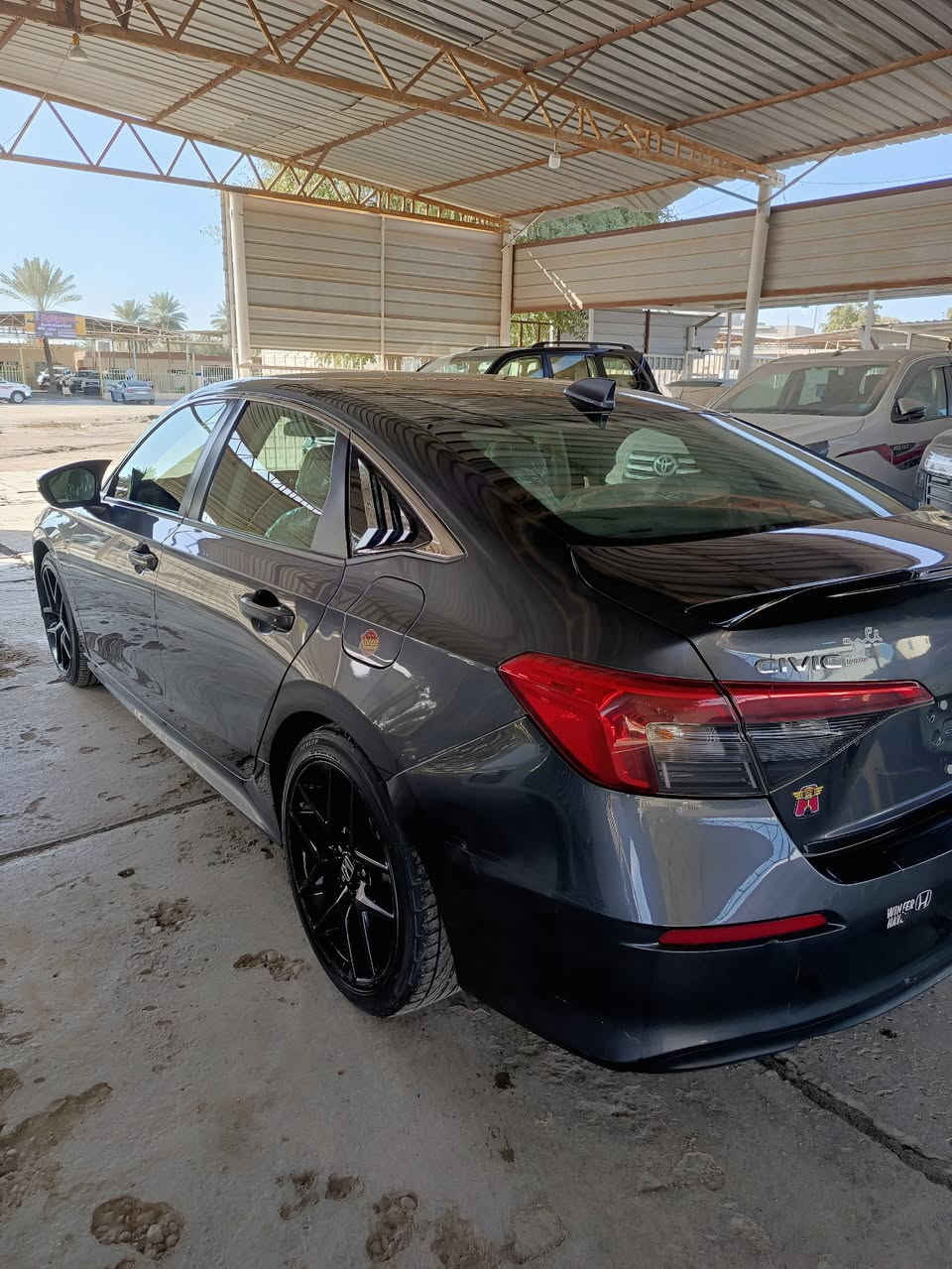 السلام عليكم للبيع هوندا سفك 2023محرك 2000 ماشيه 30الف حادثه شبر بل بنيد ومبدل بدون اي دواخل صور الضرر مرفقه بل منشور السياره جديده بدون اي نقص سستم سبورت كامل السعر 135وبيها مجال العنوان محافظة صلاح الدين للاستفسار ***********
