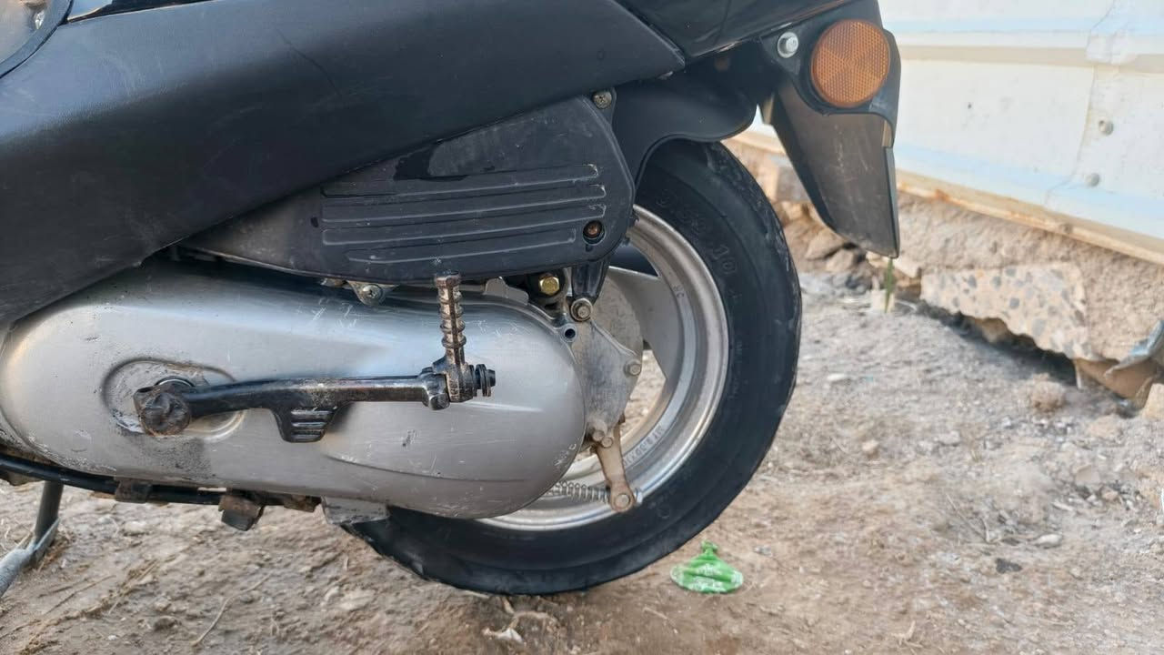 سلام عليكم دراجه سبيسي ماليزي باب لأول دراجه كهربائيات كله شغاله سلف هندر قفل ستيرن قفل جوزه قفل جنطه كله شغاله دراجه جاهزه من كلشي ماتخسر عليه الف فقط المكينه مجفته مكاني واسط قضاء الحي ***********
