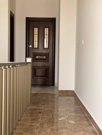 لللئيجار شقة مفروشة بالكامل في حي الجامعة. مع الانترنت والكهرباء مفتوح...