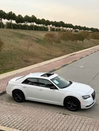 كرايسلر 300s • ٢٠٢٣ • بدون ايرباك