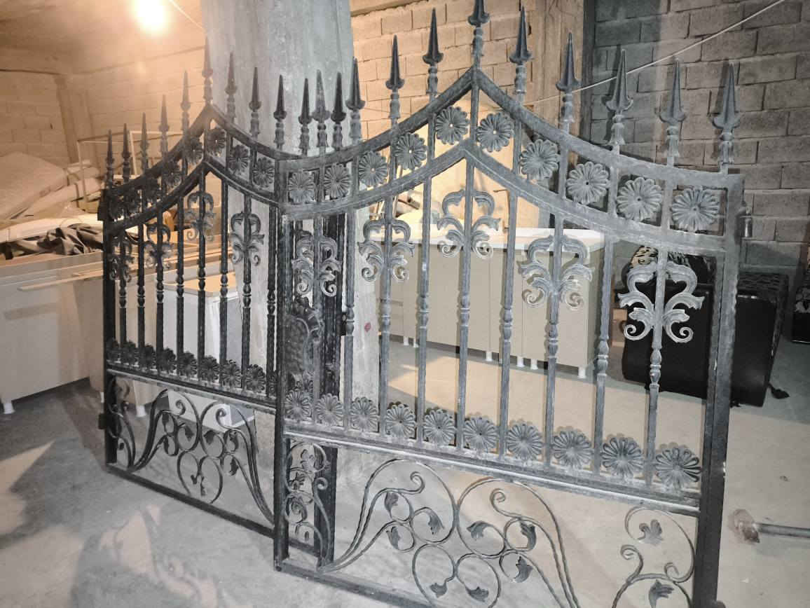 کو مه لیک ده رگای مه حجره بو فروشتن هه موی بای 600هه زارو معامله سلیمانی ڕاپه رین *********** السليمانية, العراق
