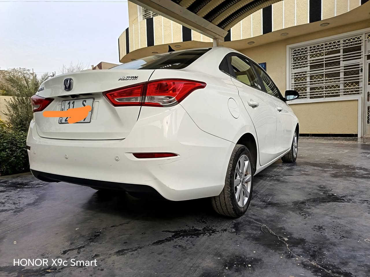 السلام عليكم
شانجان 24
رقم بغداد دولي سنويه
 هزه كله جديد باسمي
السياره مكفوله
مكان بغداد
٩٤
***********
