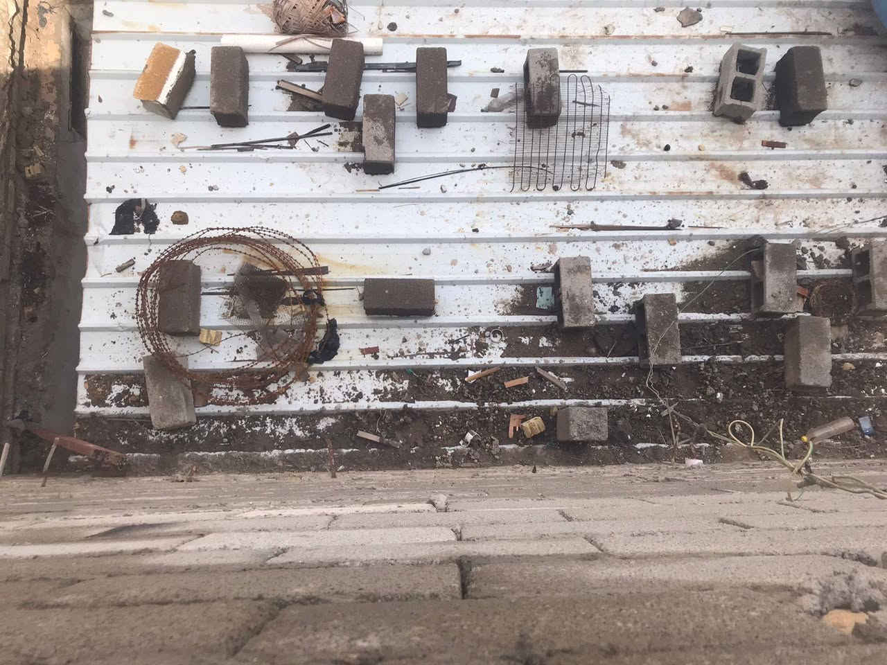 سلام عليكم ذني سندويجات 3العرض متر والطول، 10 وحدة عرضه 70سانتيم وطوله 10سندويج جديد مستخدم كلش قليل لامزرفات نضيفات كلش بيع شلع الي يفيدنه يتصل على هذا الرقم ***********
