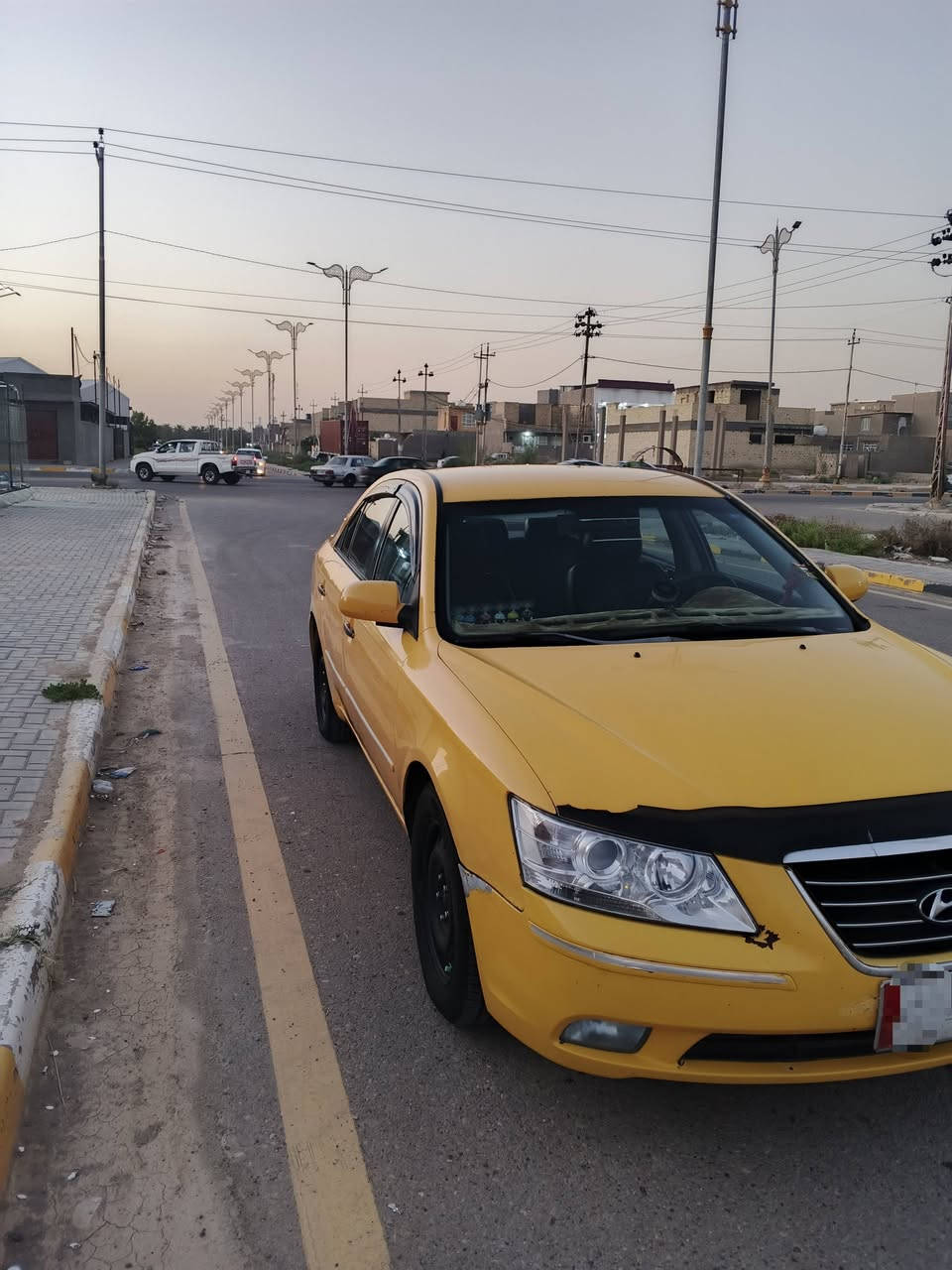 ‏سوناتا 2010 امريكي محرك 2400 
‏ تبريد ثلج 
‏بيه طخه بسيطة بالجاملغ الخلفي 
‏ السياره جاهزه ليبل واحد بدون حادث 
‏طقم تاير 
‏مكان السيارة قضاء الصويرة 
‏ السعر 100وبيه مجال
‏ رقم ‪+9647713467832 
‏
‏
