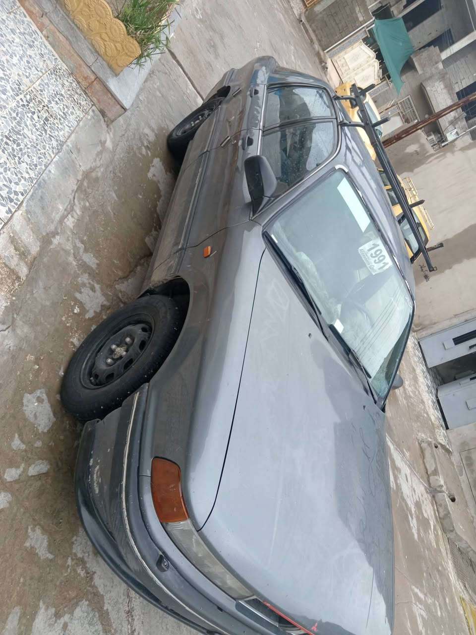 سياره مستبوشي كلانت موديل 91 اني شرعي
السياره جاهزه ما تصرف عليها الف دينار
كير محرك شرط ما بيها صبغ  باسمي شرط تحويل
رقمها نينوى السعر 45  إستفسار الإتصال على رقم *********** ***********
